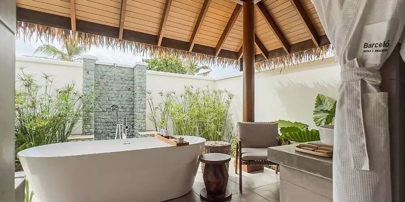 Melia Whale Lagoon Maldives